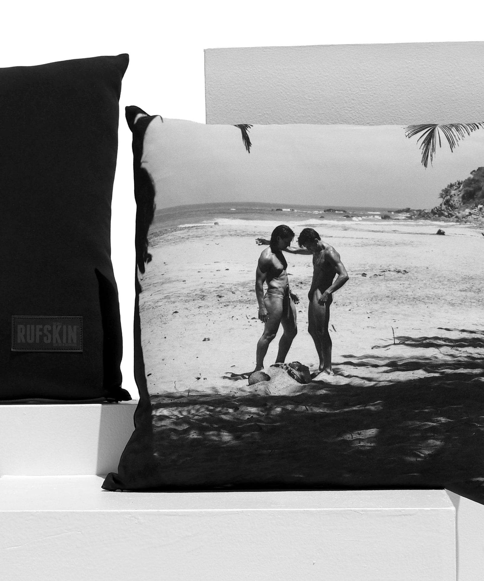 RUFSKIN® ACCESSORIES HOLD