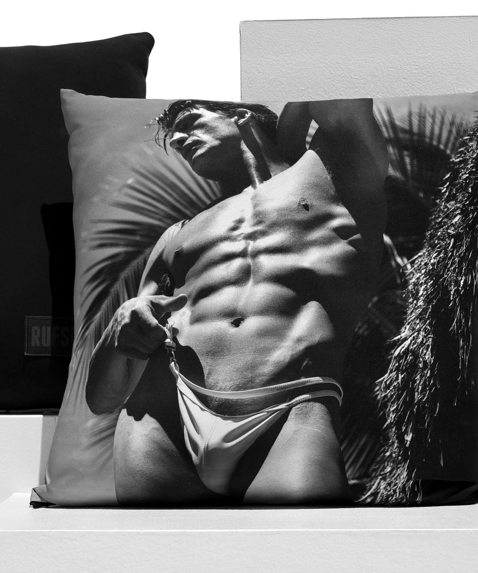 RUFSKIN® ACCESSORIES THROB